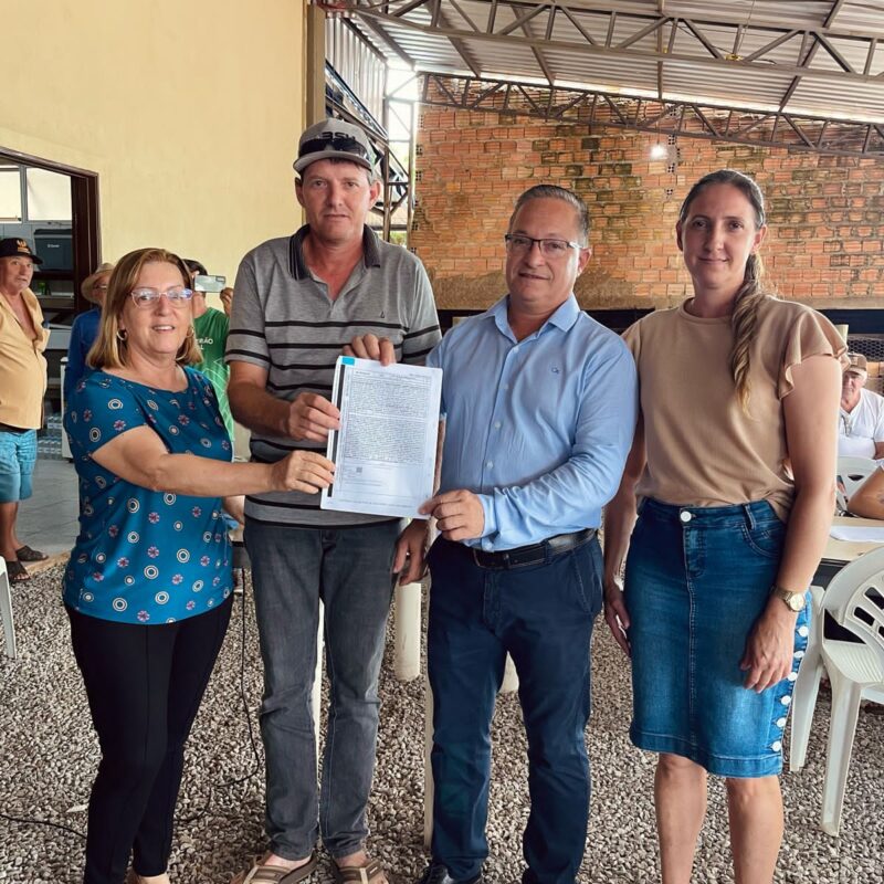 Entrega de escrituras registradas em Nova Ubiratã – MT