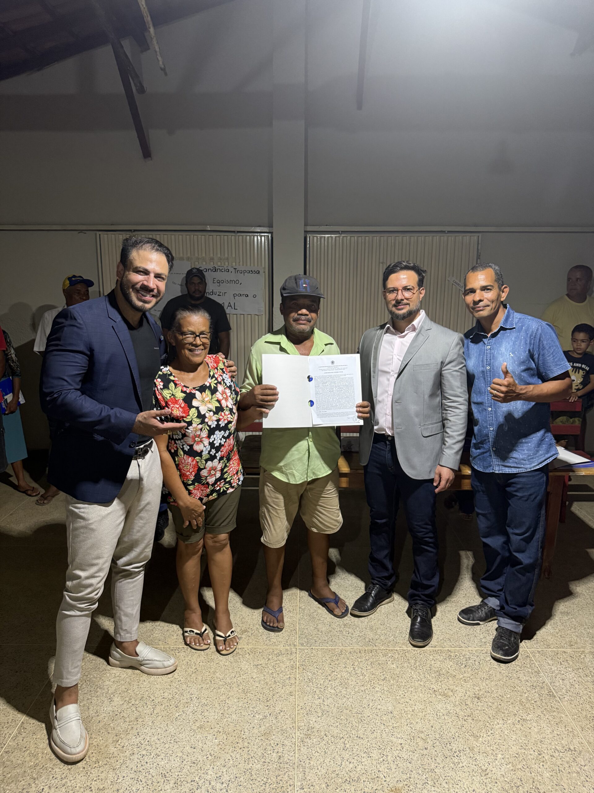 Entrega de escrituras registradas em São Francisco – MG